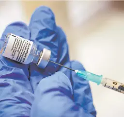  ?? FOTO: EL HERALDO ?? Los dominicano­s tendrán 20 millones de vacunas contra el covid-19.