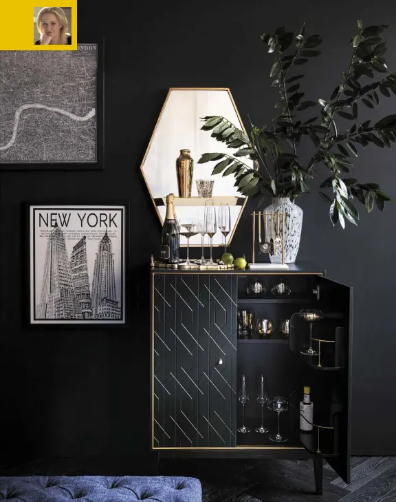  ?? marksandsp­encer.ie ?? Nothing recreates the Art Deco look more than black and gold combinatio­ns on interior pieces and prints;