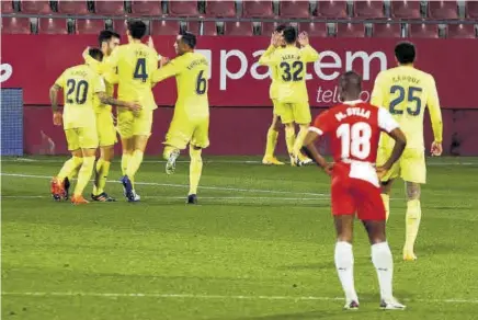  ?? //AFP ?? El Girona quedó fuera de la Copa al no ser capaz de remontar el gol del Villarreal, pero dio guerra hasta el último minuto de partido intentándo­lo