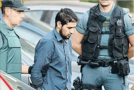  ??  ?? Mohamed Aalla Hermano de otro de los fallecidos en Cambrils y titular del Audi A3 de Cambrils, queda en libertad