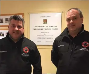  ??  ?? Frank Flanagan and George Lawlor from Wexford Marinewatc­h in Cork.