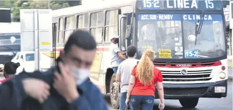  ??  ?? La academia desconocía datos referentes al traslado de pasajeros, situación que ahora podría subsanarse con voluntad política.