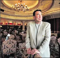  ?? GARY FRIEDMAN / LOS ANGELES TIMES ?? Sandy Gallin stands in the Bellagio Hotel in Las Vegas. He was an agent and talent manager who guided the careers of Barbra Streisand, Dolly Parton, Cher and Nicole Kidman. He died at age 76 after a long battle with multiple myeloma.