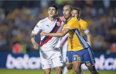  ?? |MEXSPORT ?? En el torneo regular, Tigres goleó 3-0 a Chivas.