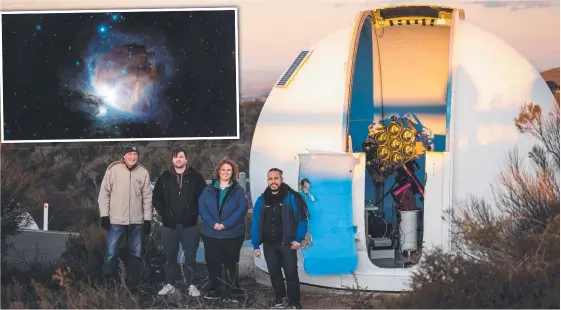  ?? ?? Australian astronomer-at-large Professor Fred Watson with Fergus Longbottom, Sarah Caddy and Jaime Alvarado-montes from Macquarie University beside the Huntsman Telescope at Siding Spring Observator­y, New South Wales.