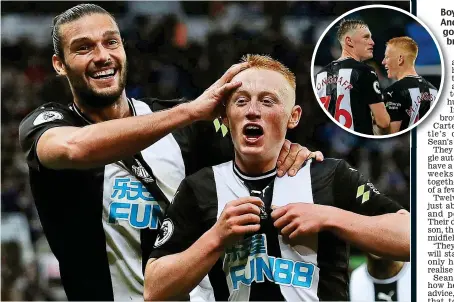  ?? GETTY IMAGES ?? Boy wonder: Matty and Andy Carroll celebrate his goal and (inset) with brother Sean