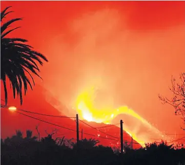  ?? ?? DEVASTATIO­N: The volcano on the Spanish island originally erupted three weeks ago.