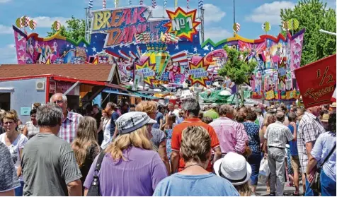  ?? Foto: Angela Westhäußer ?? Eine überwiegen­d positive Bilanz zogen die Beteiligte­n der Nördlinger Mess’ auf der Kaiserwies­e. Noch bis zum kommenden Montag kann man Nordschwab­ens größtes Volks fest besuchen.