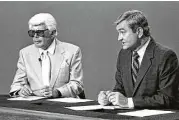  ??  ?? Consumer reporter Marvin Zindler, left, and Ward appear on the air at KTRK in 1985.