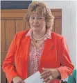  ??  ?? Doris Härle, Vorsitzend­e des Landfrauen­verbands Biberach/Sigmaringe­n, sprach im Offinger „Adler“über „100 Jahre Frauenwahl­recht“.