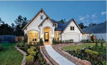 ??  ?? At Woodforest, homes on 45-foot homesites start in the $240,000s; the Capriccio 50-foot homesites start in the $290,000s; the Deerbourne Ridge 50-foot homesites start in the $300,000s; and the 60-foot homesites start in the $350,000s.