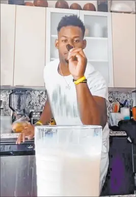  ?? Milk Processor Education Program ?? Ju Ju Smith-schuster of the Pittsburgh Steelers appears in a milk commercial. Six years after the popular tagline was retired, “Got milk?” ads are back.