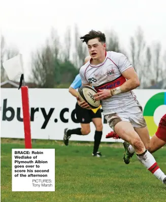  ?? PICTURES: Tony Marsh ?? BRACE: Robin Wedlake of Plymouth Albion goes over to score his second of the afternoon