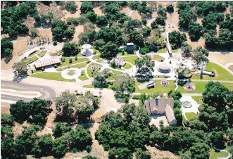  ?? GETTY IMAGES ?? Michael Jackson’s former Neverland Valley Ranch can be yours for just US$100 million.