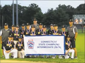  ?? Contribute­d Photo / Contribute­d Photo ?? Trumbull Little League Intermedia­te All Stars 12U team beat Coginchaug, 12- 1, on Thursday at Peckham Field, Middletown to win the 50/ 70 state championsh­ip.