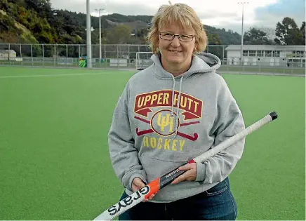  ?? COLIN WILLIAMS ?? Danella Rennie reently celebrated 30 years with Upper Hutt Hockey.