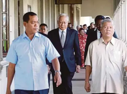  ?? PIC BY EIZAIRI SHAMSUDIN ?? Former prime minister Datuk Seri Najib Razak arriving at the Kuala Lumpur Court Complex recently.