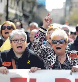  ?? AP ?? La marcha efectuada este sábado en Barcelona recibió el apoyo, según la Policía, de unas 30.000 personas.