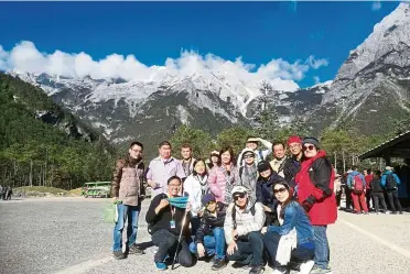  ??  ?? The scenic YuLong Snow Mountain in Lijiang, China.