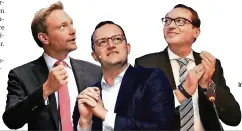  ?? FOTOS: AFP, DPA (3) ?? Interessie­rte Blicke auf Österreich: Christian Lindner (FDP), Jens Spahn (CDU) und Alexander Dobrindt (CSU, v.l.) wäre eine konservati­v aufgestell­te schwarz-gelbe Koalition in Berlin am liebsten.