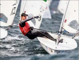  ?? (Photos FFVoile) ?? Le Maximois Jean-Baptiste Bernaz débute mardi prochain, en Australie à Melbourne, le championna­t du monde de laser, avec en ligne de mire une sélection pour les Jeux Olympiques de Tokyo l’été prochain.