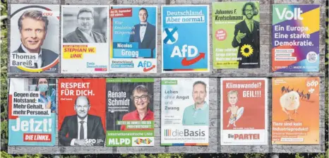  ?? FOTO: SEBASTIAN KORINTH ?? Parteien geben große Wahlverspr­echen ab – nur über die Finanzieru­ng wird kaum geredet.