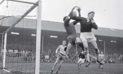  ??  ?? 0 Peter Bonetti in goal for Chelsea against Hearts at Tynecastle Park. Hearts lifted the ‘Stamford Bridge Trophy’ with a 2-0 win