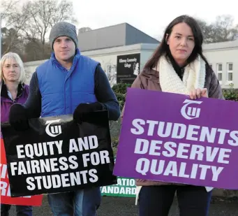  ?? Pic: ?? Teachers on strike at Killarney Community College, Killarney. Michelle Cooper Galvin.