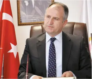  ??  ?? ni istihdam oluşturuld­u.
BAKA Isparta’da ise, 2010-2012 yılları itibarıyla Mali Destek Programı (MDP) kapsamında 18’i kamu kurumların­a, 34’ü özel sektör olmak üzere 52 projeye destek sağladı. Doğrudan Faaliyet Desteği (DFD) kapsamında sivil toplum...