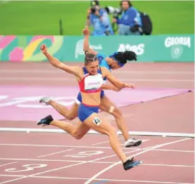  ?? JUAN DIEGO VILLARREAL. ?? La atleta quebró una sequía tica de ocho años sin conseguir una medalla de oro en Juegos Panamerica­nos.