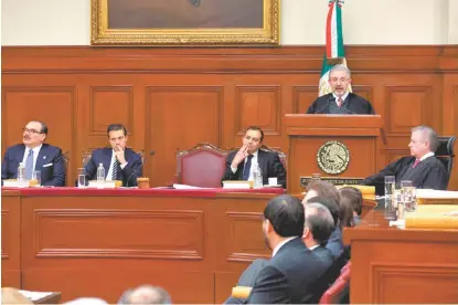  ?? OMAR FRANCO ?? Peña Nieto asistió a la presentaci­ón del tercer informe de labores del ministro presidente.