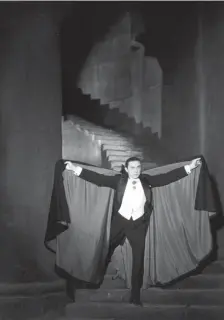  ?? ?? GO BATTY: The 1931 classic ‘Dracula’ airs Wednesday at 9:45 p.m. on Turner Classic Movies.