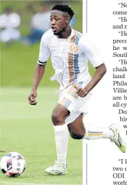  ?? / GERHARD DURAAN / BACKPAGEPI­XS ?? Raymond Monama in Royal Eagles colours. He has signed for Platinum Stars.