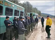  ?? MORGAN TIMMS/Taos News ?? Type 1 Operations Branch Director Corey Rose thanks the Big Bear Hot Shot crew Sunday (Oct. 25) in Luna Canyon.