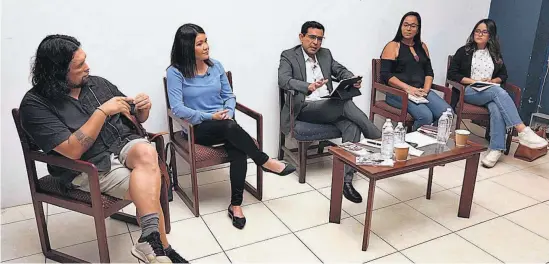  ?? ?? Espacios. Los panelistas considerar­on positiva la generación de espacios para analizar el panorama de la libertad de expresión en el país.