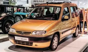  ??  ?? Einer des Gewinner-Trios: Citroën Berlingo (gemeinsam mit Peugeot Rifter und Opel Combo Life), unter Oldtimern auffällig.