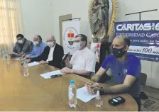  ??  ?? Ayer, en conferenci­a de prensa dieron detalles de próxima automisa.