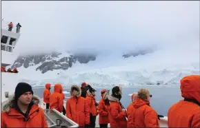  ?? CHRISTIAN HARTENSTEI­N/LOS ANGELES TIMES ?? Observing glaciers calving in Lemaire Channel, Antarctica.