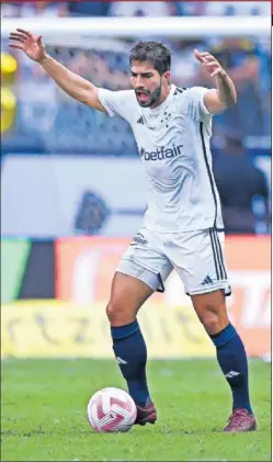  ?? ?? Lucas Silva, en acción con la camiseta del Cruzeiro.