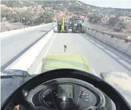  ?? SERVICIO ESPECIAL ?? Recorridos Un convoy circulando por los alrededore­s de Teruel. -