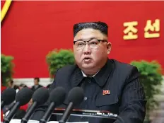  ?? DR ?? Líder norte-coreano defende uma forte capacidade militar