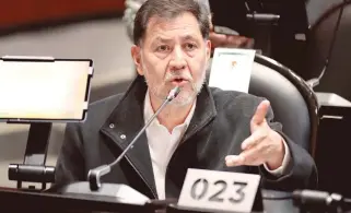  ?? CORTESÍA: TW @DIPUTADOSP­TMX ?? Gerardo Fernández
Noroña, en sesión