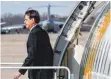  ?? FOTO: DPA ?? Brasiliens Präsident Jair Bolsonaro bei der Ankunft in den USA.