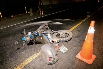  ??  ?? Tragedias. De los fallecidos por siniestros viales el lunes, cuatro fueron motociclis­tas. Las causas tienen que ver con imprudenci­a, excesiva velocidad y la ebriedad al conducir, de acuerdo con datos de la PNC.