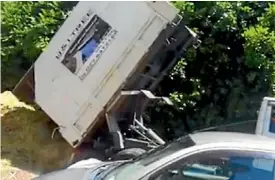  ?? SUPPLIED ?? Screenshot of a video taken of the illegal dumping. The video was being shared on Facebook.