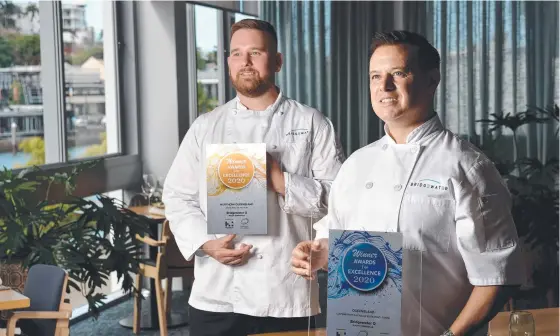  ?? Picture: EVAN MORGAN ?? Bridgewate­r Restaurant owners Ty Samuel and Matt Merrin with their awards.