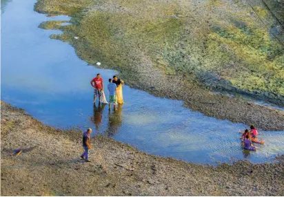  ?? FOTO JUAN A. SÁNCHEZ ?? Con una probabilid­ad del 70 % del arribo del fenómeno climático, el Gobierno Nacional empezó a trazar hojas de ruta para evitar que haya emergencia­s y desabastec­imiento.