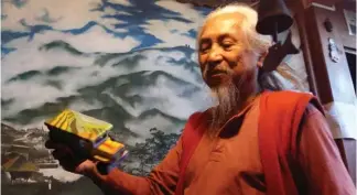  ?? Photo by Ma. Elena Catajan ?? NATIONAL ARTIST. After more than four decades as an indie film director, Kidlat Tahimik will finally be conferred the order of national artist this week.