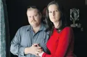  ?? JULIE OLIVER/OTTAWA CITIZEN ?? Garry Belair and his wife, Lisa Beausoleil, both 31, are looking for a way to survive until they can work again.