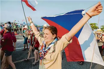  ?? Foto: Karel Pešek, Junák – český skaut ?? Čeští skauti rádi vzpomínají také na jamboree, které se uskutečnil­o v roce